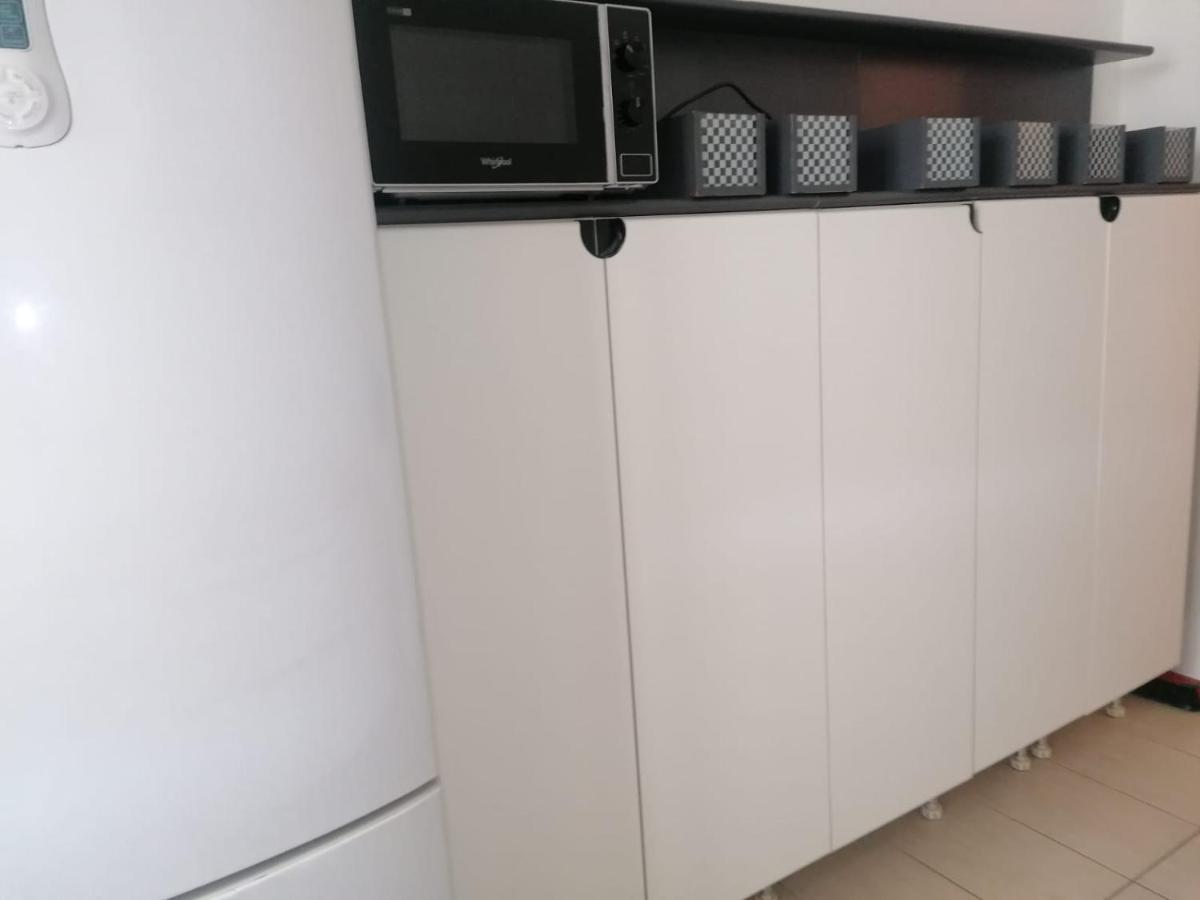 Le Finestre Sugli Ulivi Lejlighed Desenzano del Garda Eksteriør billede